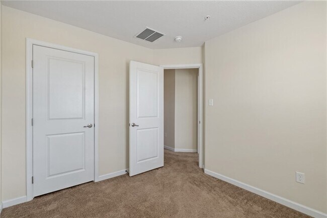 Building Photo - 1966 Georgetown Dr