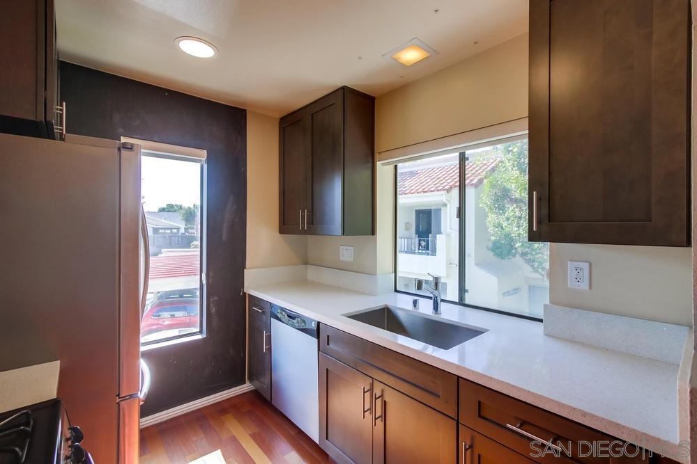 Building Photo - 11161 Camino Ruiz