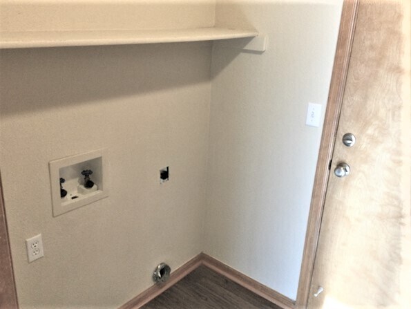 Building Photo - 10235 Woodrose Ln