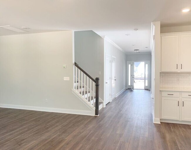 Building Photo - 113 Firebrick Way