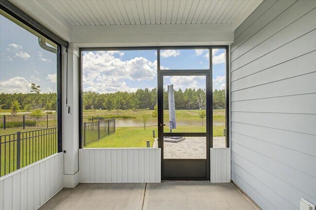 Building Photo - 783 Longleaf Dr