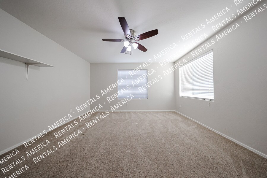 Building Photo - 44388 W Oster Dr