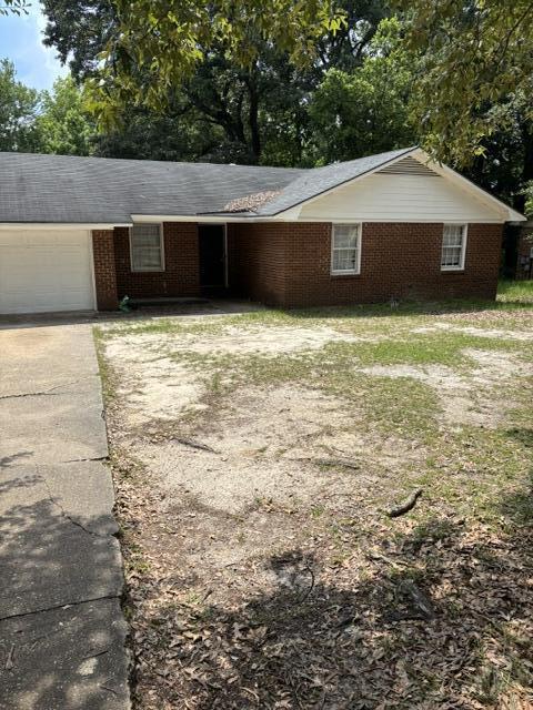 Building Photo - 860 Pitts Rd