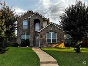 Building Photo - 4600 Palm Valley Dr