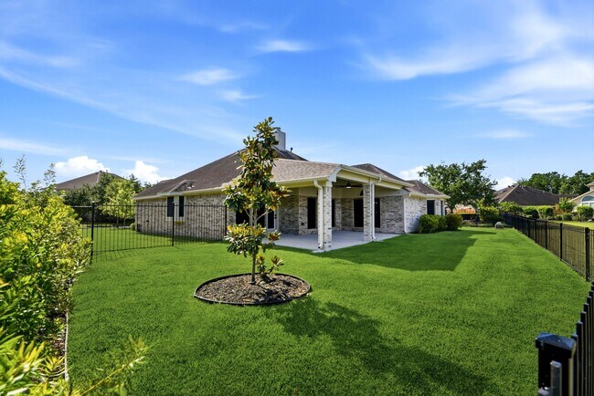 Building Photo - 29819 S Legends Village Cir