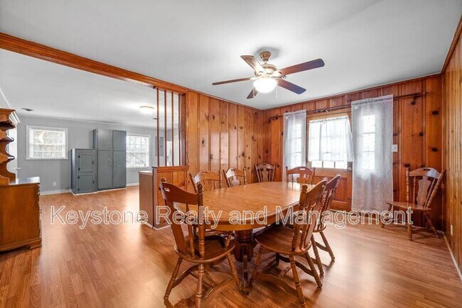 Building Photo - 1319 Fort Campbell Blvd