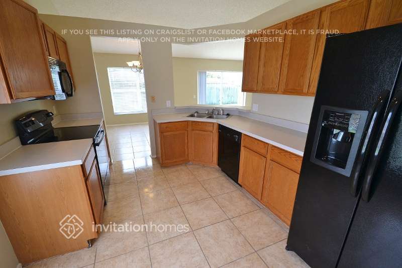 Building Photo - 26821 Roseann Pl