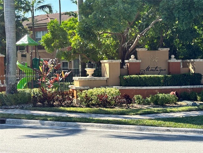 Building Photo - 2584 SW 122nd Terrace