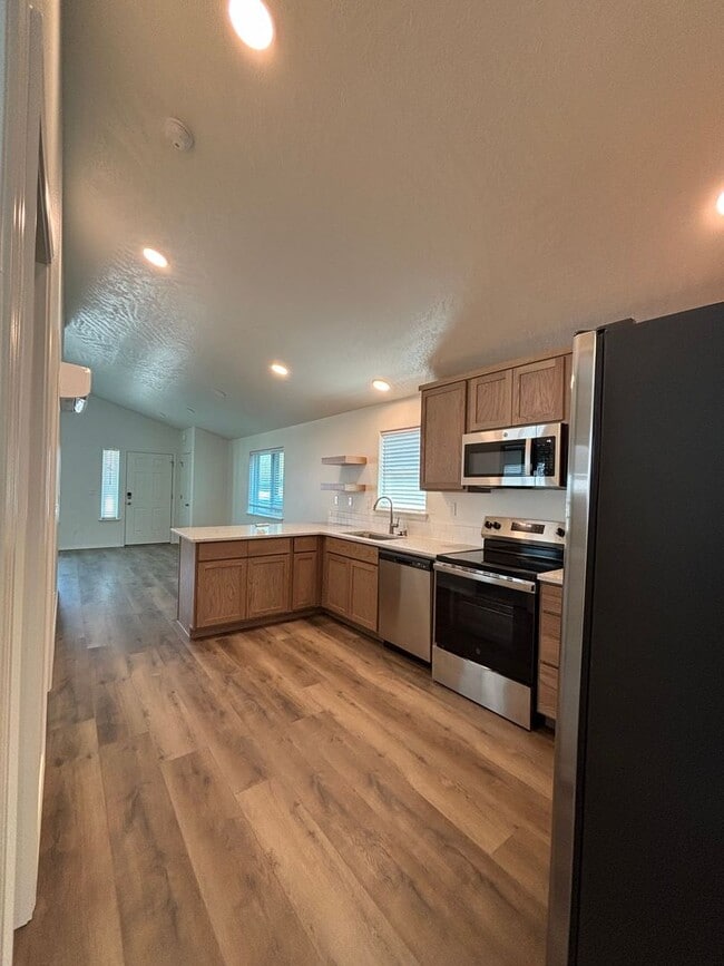 Building Photo - New Single Level Home in SunRidge Community