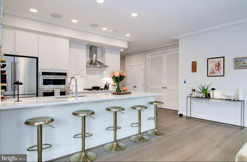 Building Photo - 625 Slaters Ln