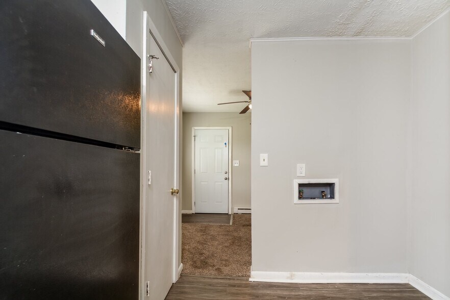 Building Photo - 3415 Calkin St