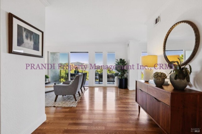 Building Photo - Resort Style Living in Prime Tiburon Locat...