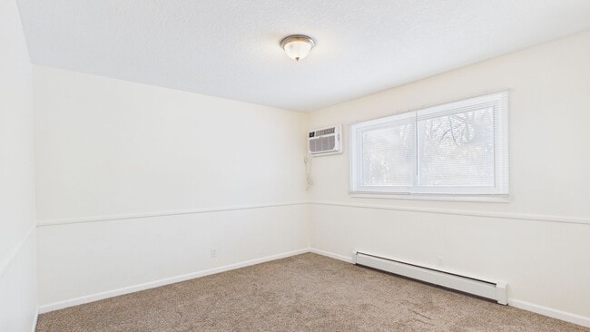 Building Photo - 10213 W 34th St