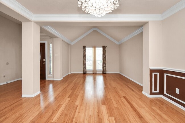 Building Photo - 5206 Laura Lee Ln