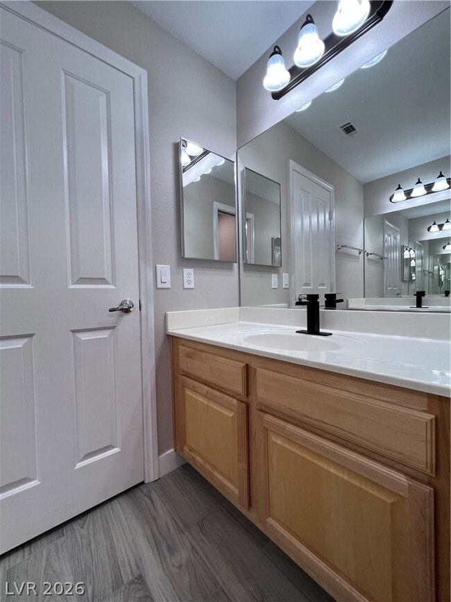 Building Photo - 693 Kentons Run Ave