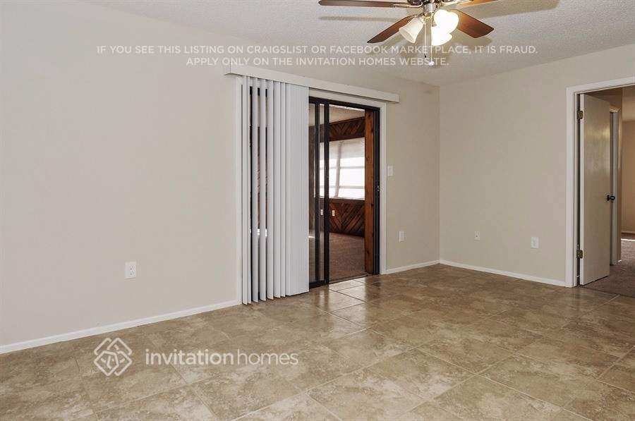 Building Photo - 7713 Deer Foot Dr