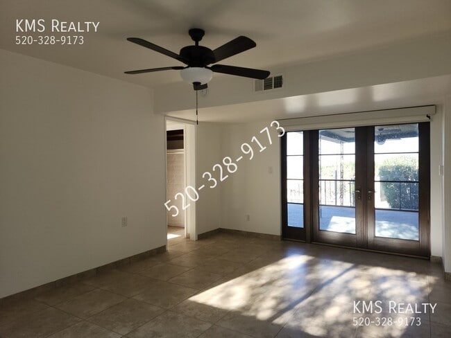 Building Photo - 500 E Eden Pl