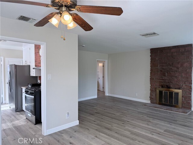 Building Photo - 6857 Chimineas Ave