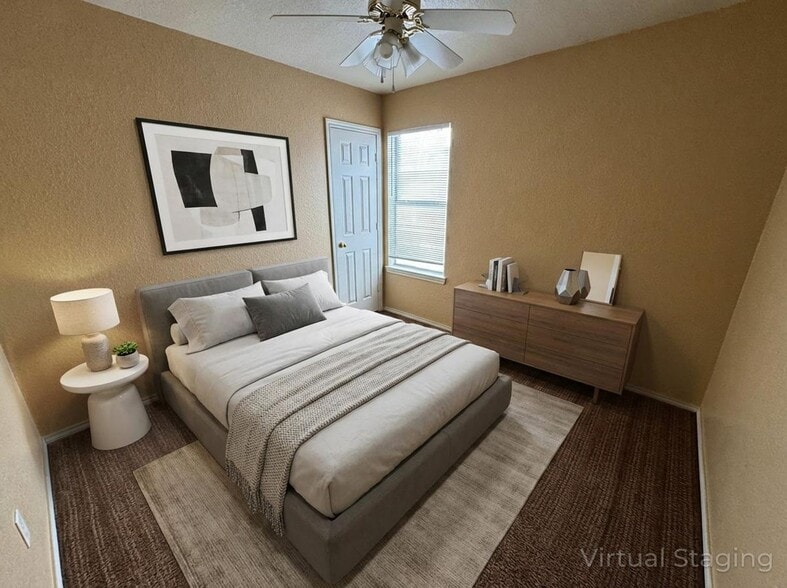 Building Photo - 3203 Toledo Dr