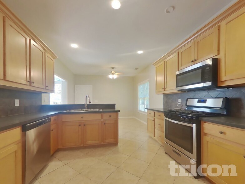 Building Photo - 159 Sable Trace Trail