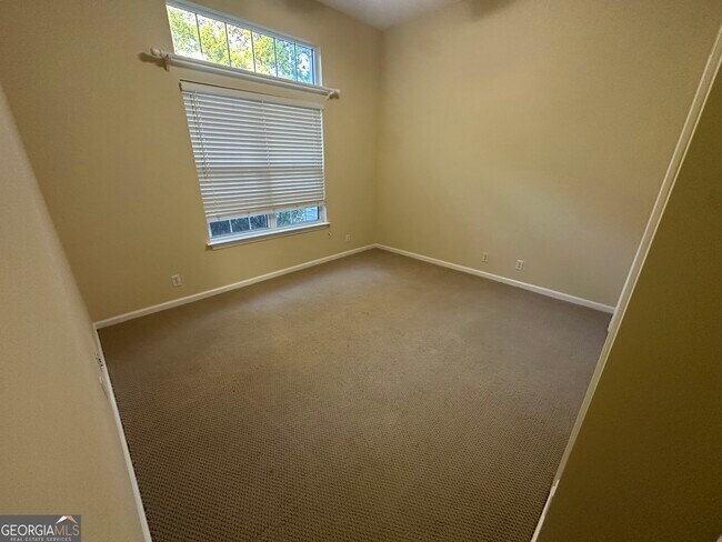 Building Photo - 1024 Greenwillow Dr