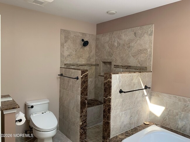 Building Photo - 43 Banyan Blvd