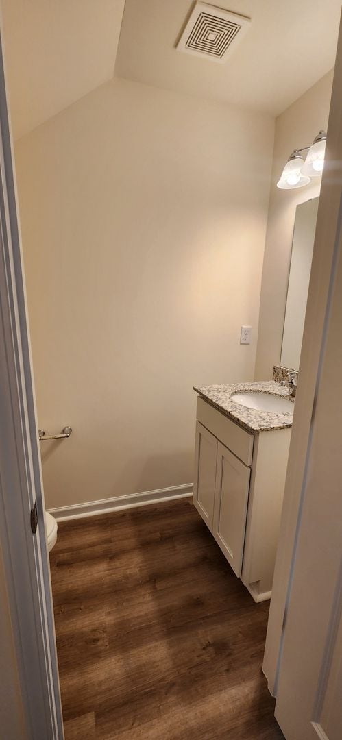 Building Photo - 3BR, 2.5 BA in Hazelwood Subdivision