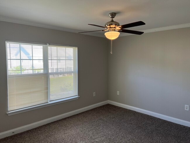 Building Photo - 31 N Sand Palm Rd