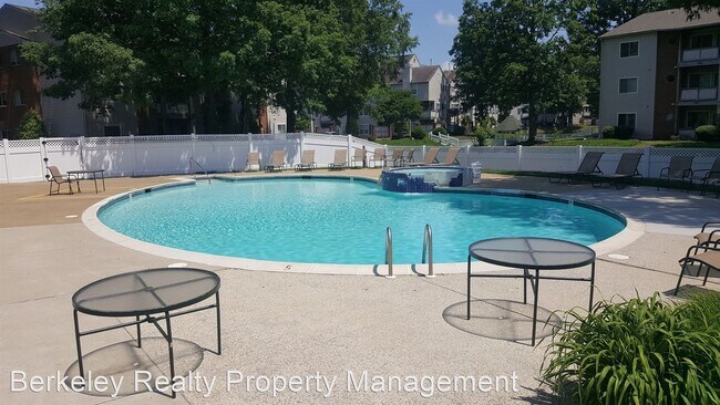 Building Photo - 2 br, 2.5 bath House - 12742 Daybreak Cir.