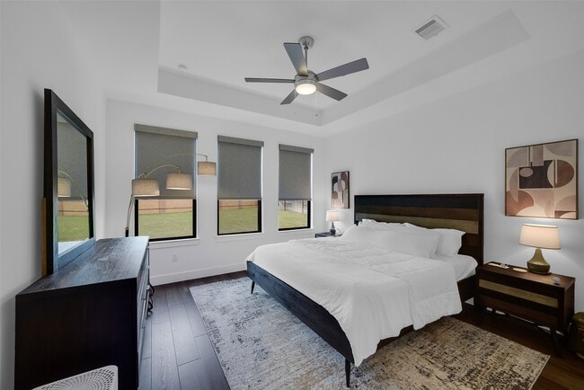 Building Photo - 7222 Grassland Vis Ln