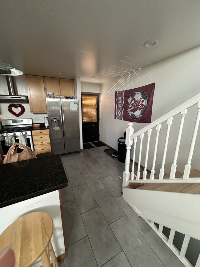 Building Photo - 2009 Maurice Ave