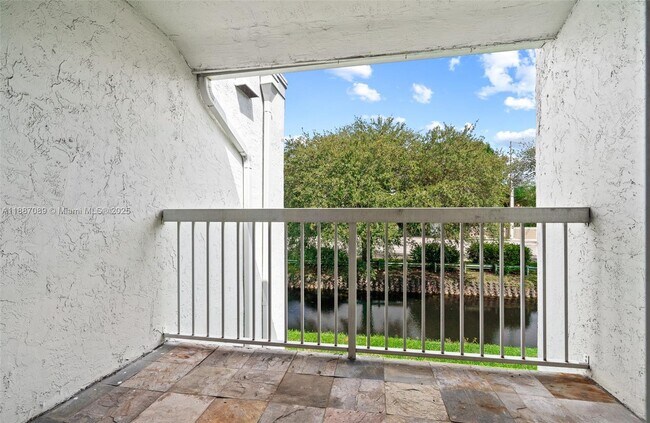 Building Photo - 4743 NW 97th Ct