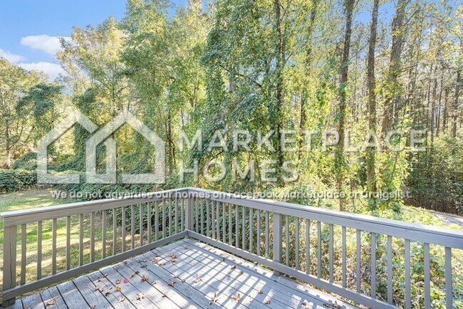 Building Photo - 237 Autumn Ridge Dr