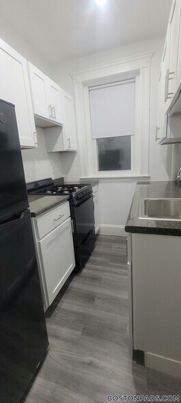 Building Photo - 1179 Boylston St
