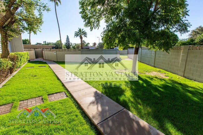 Building Photo - 6125 E Indian School Rd