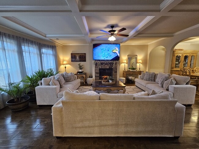 Building Photo - 202 Ermon Ct