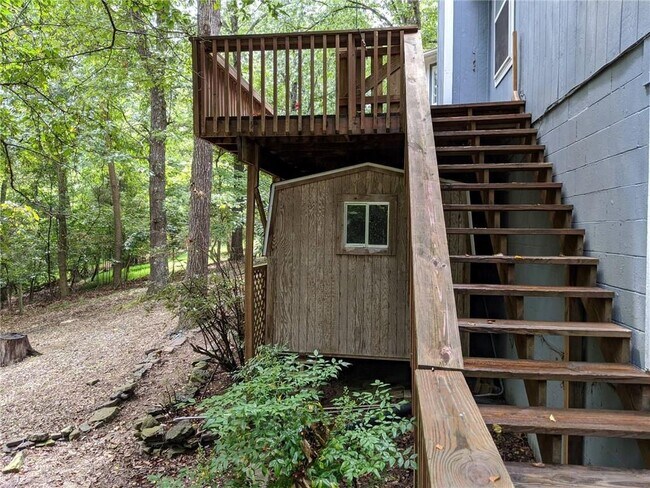 Building Photo - 13765 Apple Ln