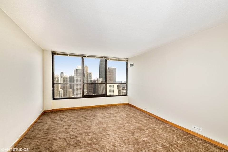 Building Photo - 405 N Wabash Ave