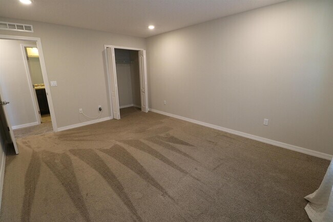 Building Photo - 554 Tumbled Stone Wy