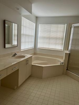 Building Photo - 9368 Fox Trot Ln