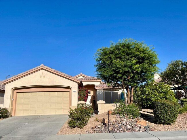 Primary Photo - 37882 Turnberry Isle Dr
