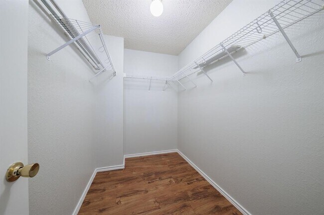 Building Photo - 13812 Spring Heath Rd