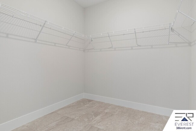 Building Photo - 22 Woodlyn Ln