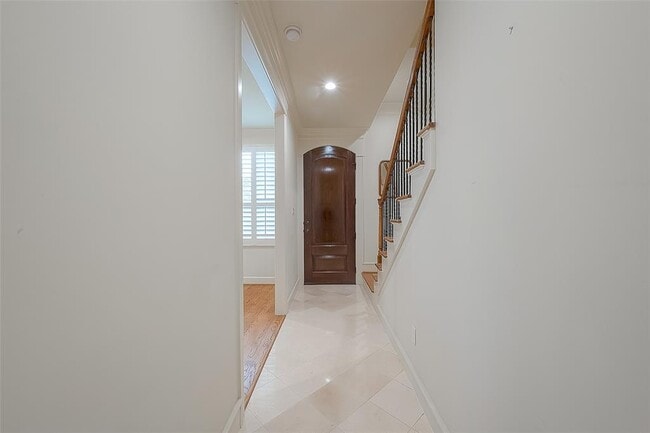 Building Photo - 1804 Haddon St