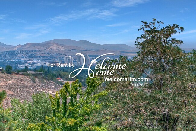 Building Photo - Coming Soon - NEWER Luxury Town Home Centr...