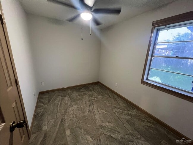 Building Photo - 16 West St