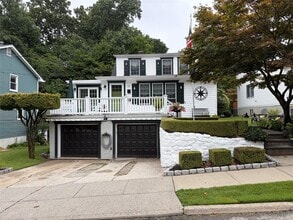 Building Photo - 13 Radnor Ave