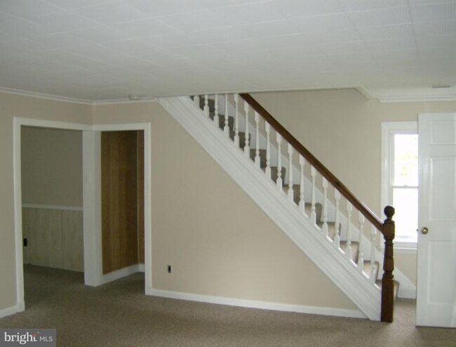 Building Photo - 5724 Swamp Circle Rd