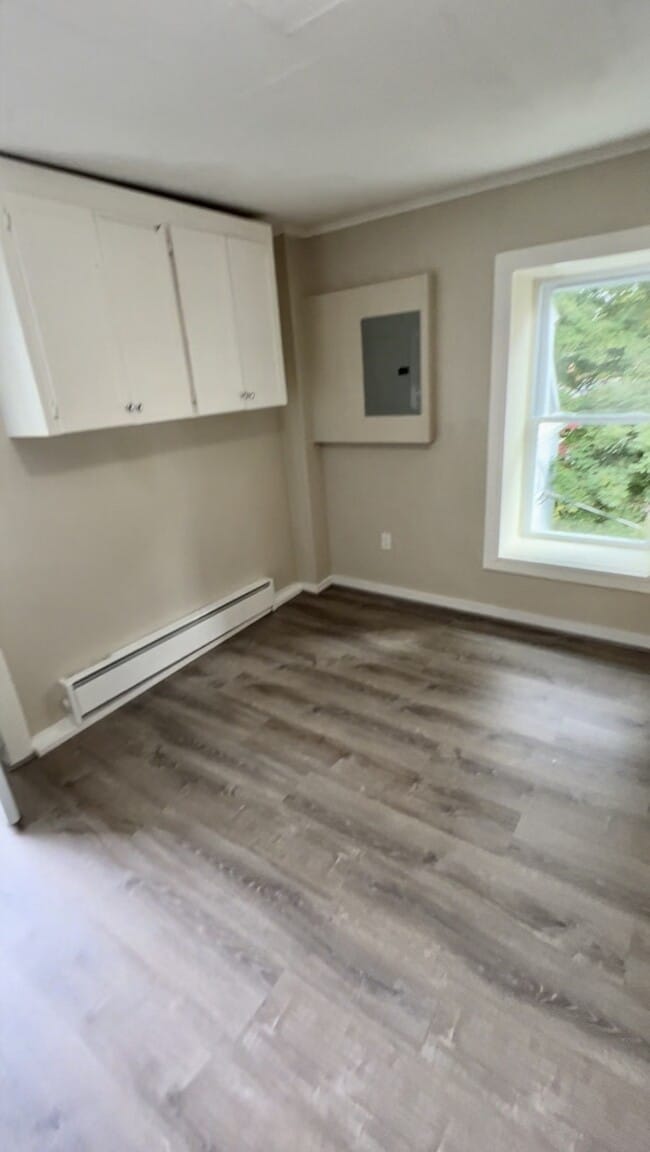 Building Photo - 7 Glazier St