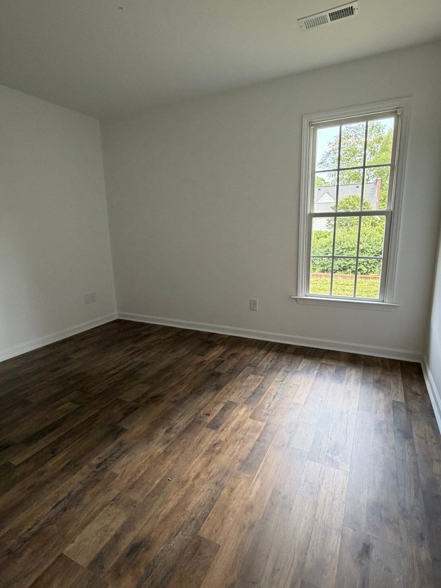 Building Photo - 326 Cedar St